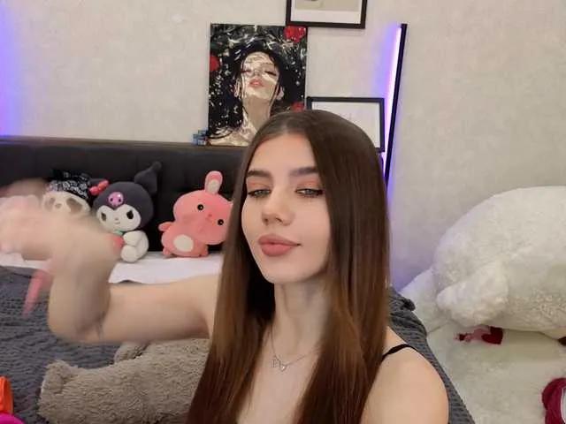 Dolly-ll from BongaCams