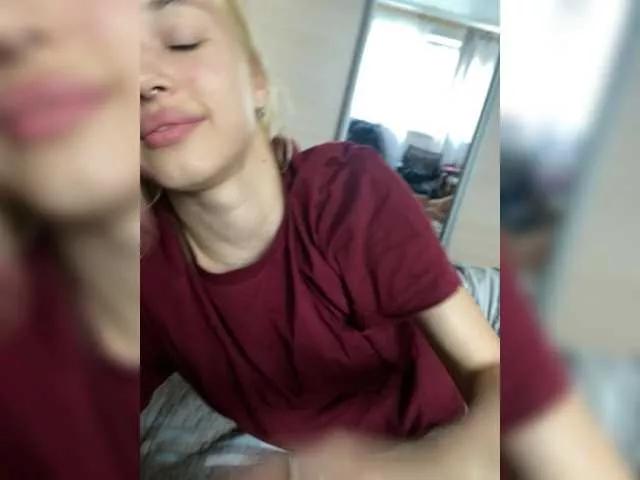LinaTwins from BongaCams