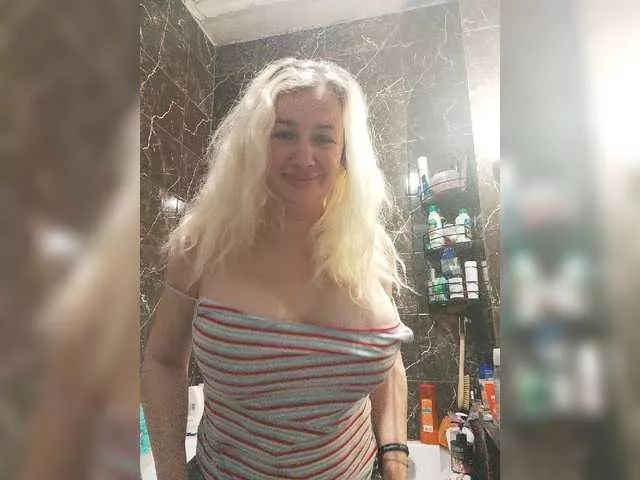 Masturbate to milf chat. Sexy Free Performers.