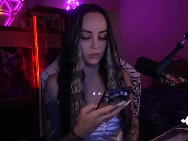 Your-red-wine from BongaCams