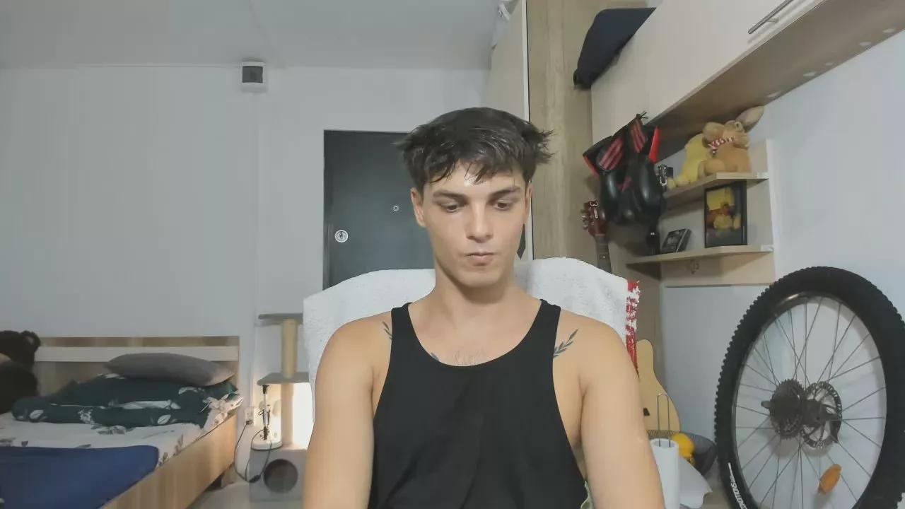 Angelfrank4 from Cam4