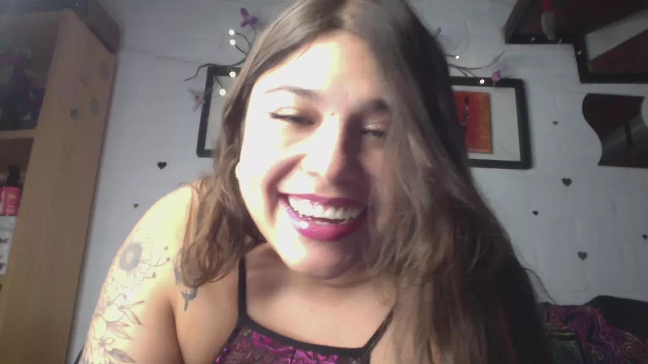AraSweet from Cam4