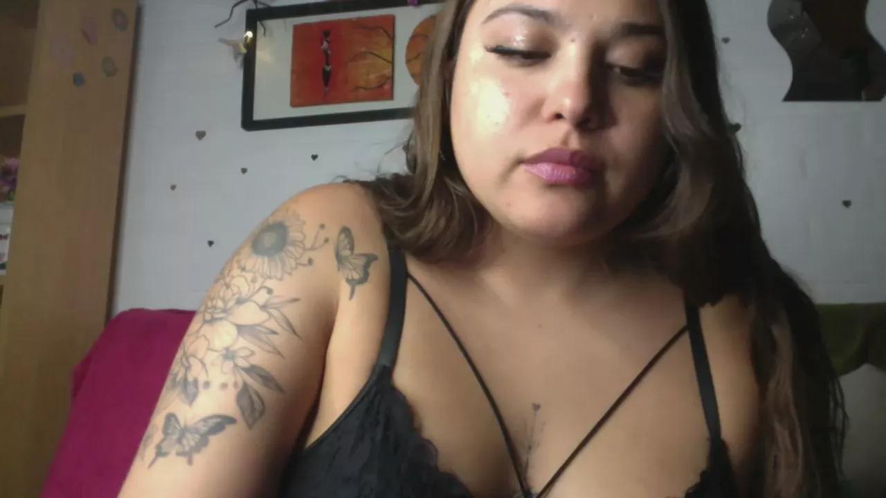 AraSweet from Cam4