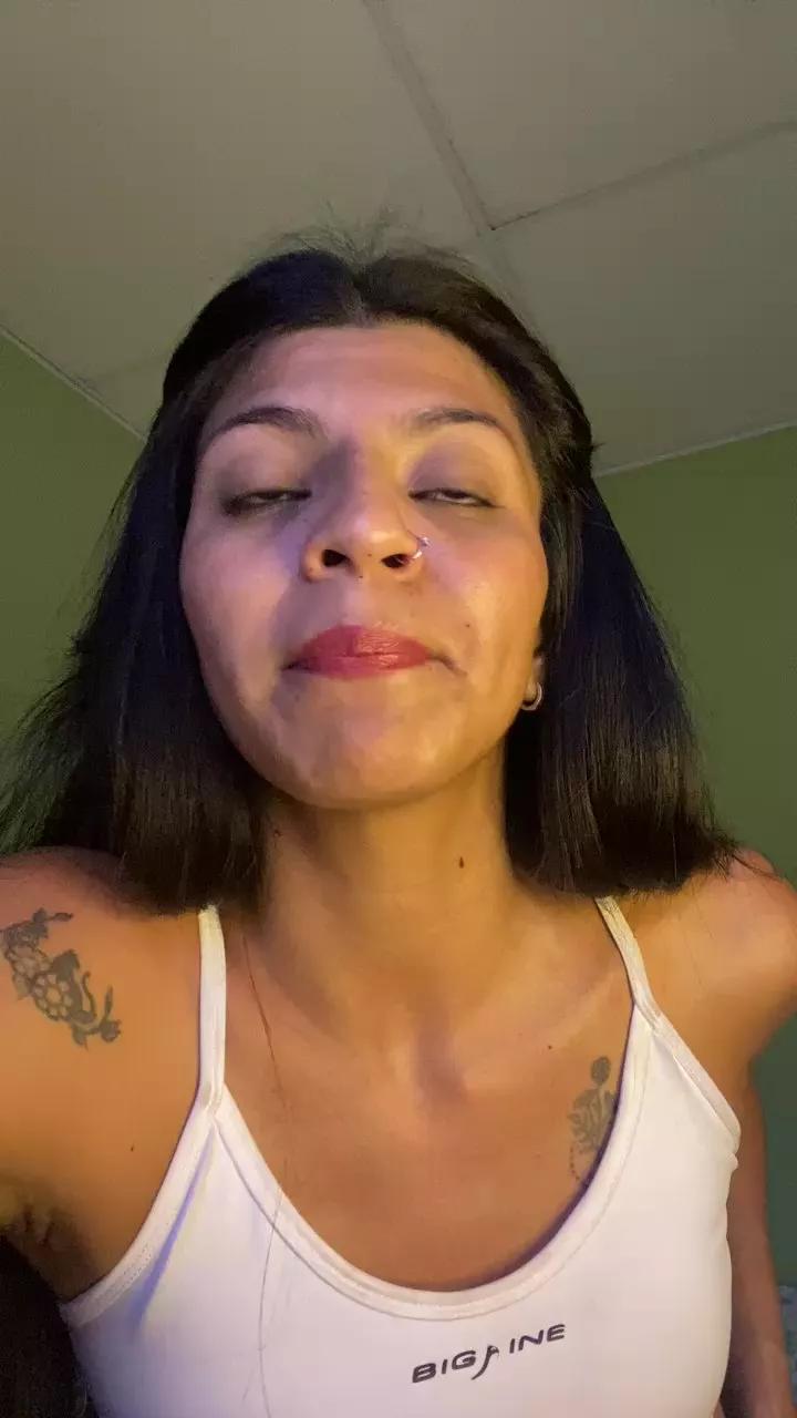 ariana032 from Cam4