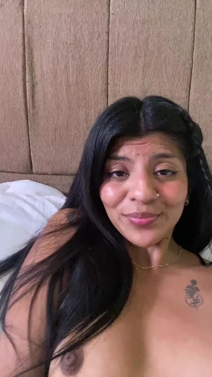 ariana032 from Cam4