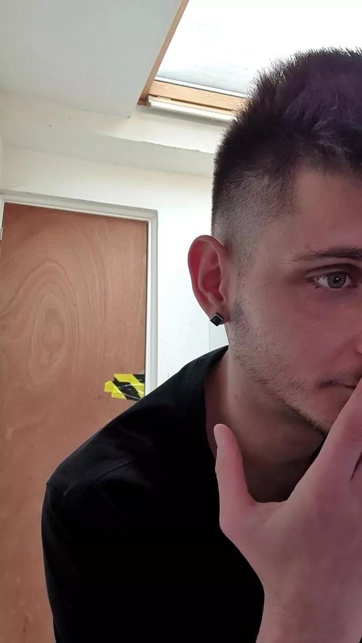 BatboyB1 from Cam4