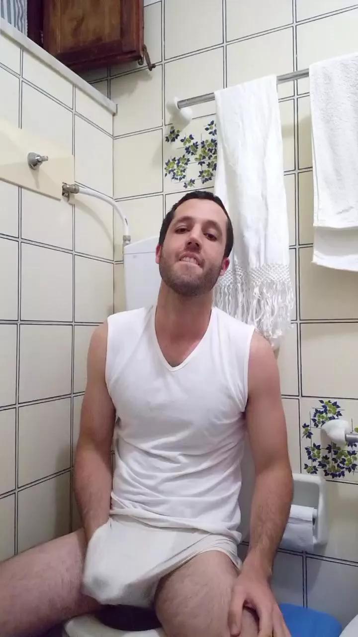 Bisius92 from Cam4