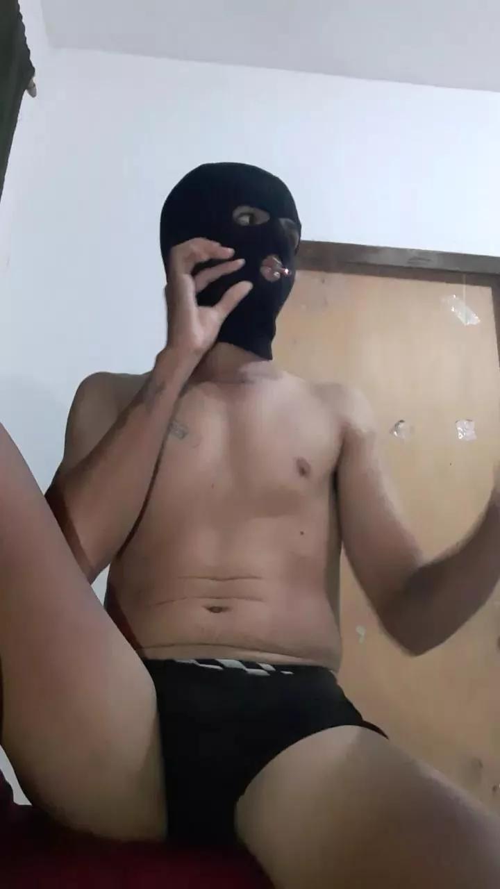 BluBaiano from Cam4