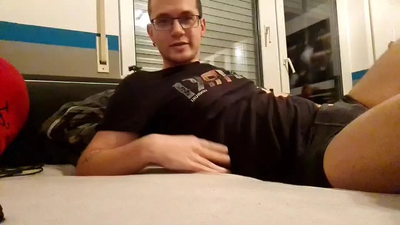 Offline Cdexsa on Cam4