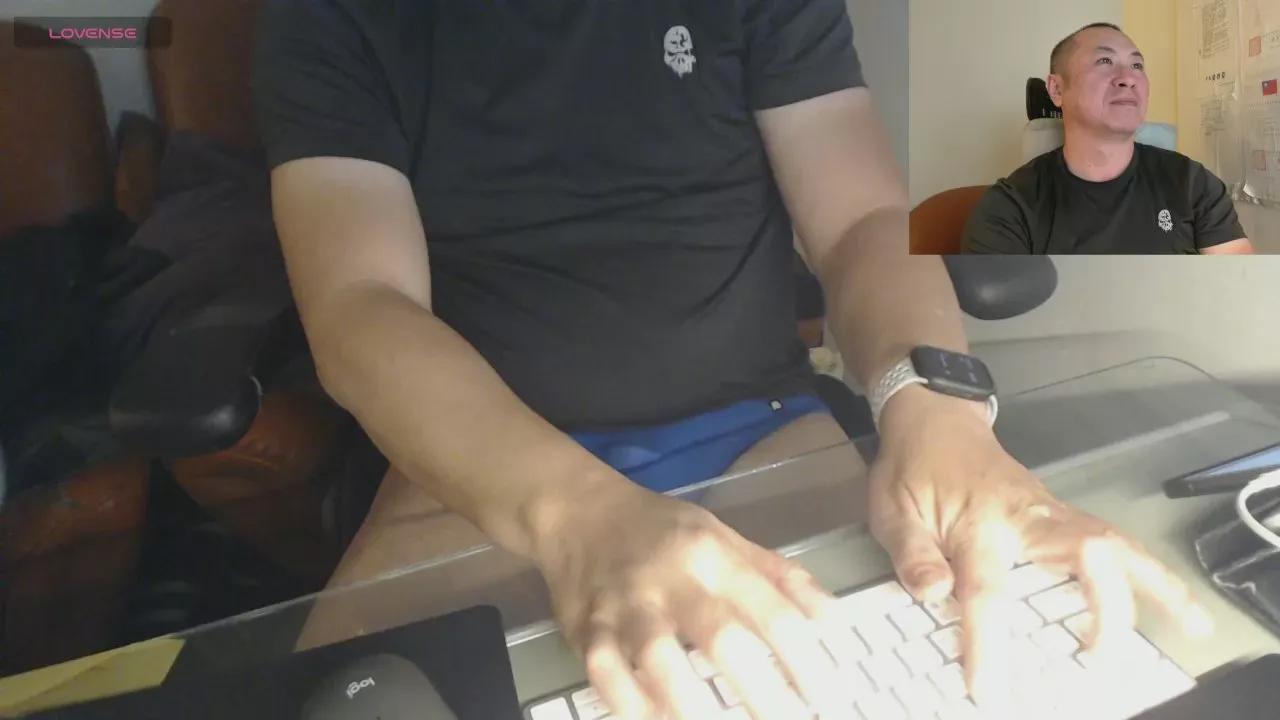 Chih555 from Cam4