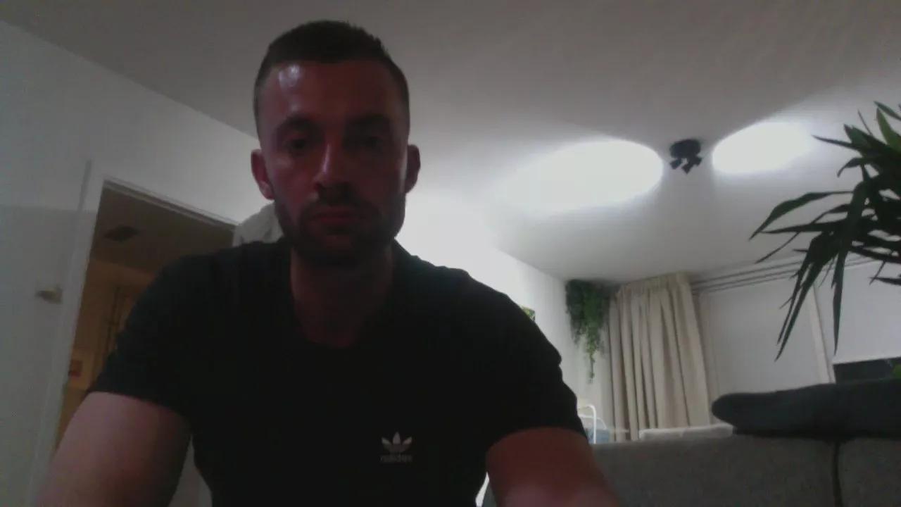 Danny1993_xxx from Cam4