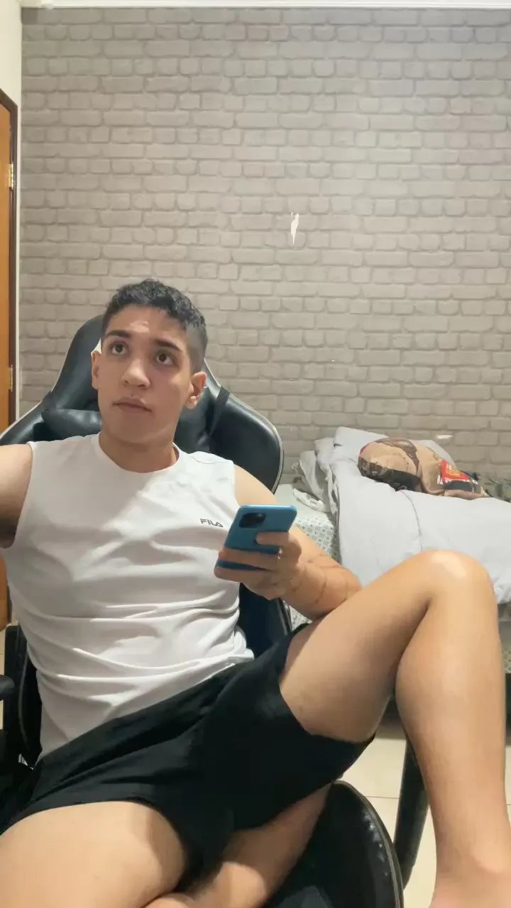 Offline EDuardoBranco on Cam4