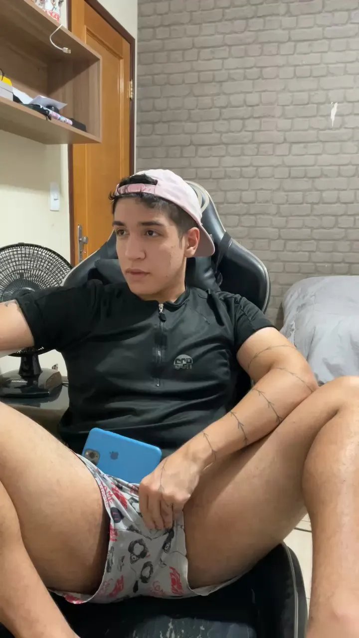 Offline EDuardoBranco on Cam4