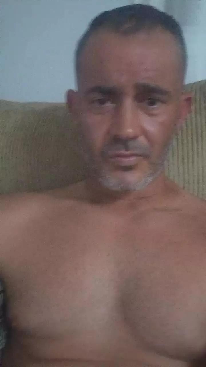 elgefe80 from Cam4