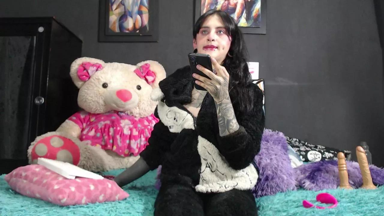 emma_onassis from Cam4