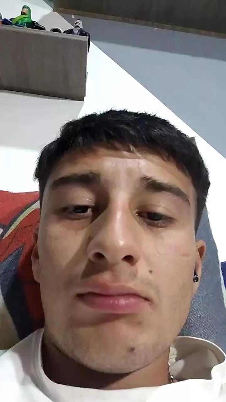 Esteban19PG from Cam4
