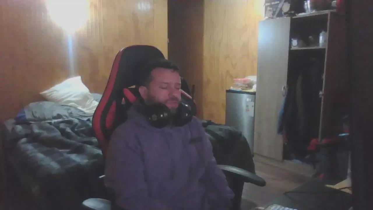 Giingz22 from Cam4