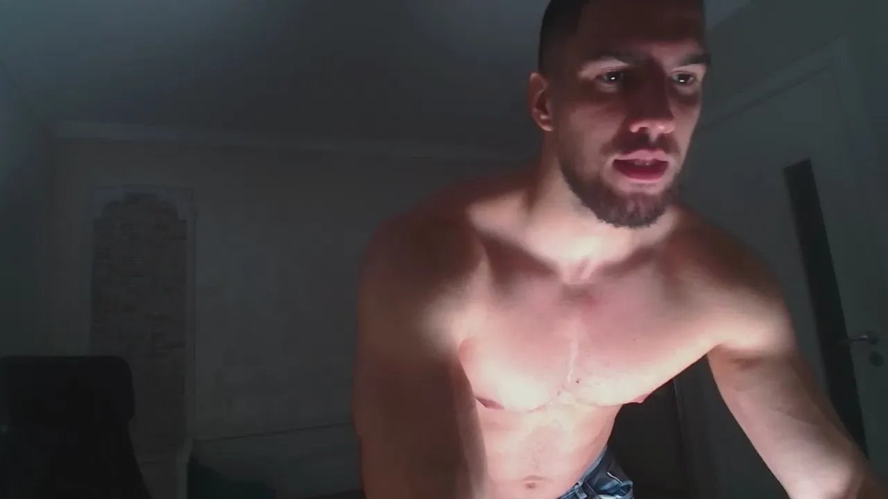 Offline IvanHyde on Cam4