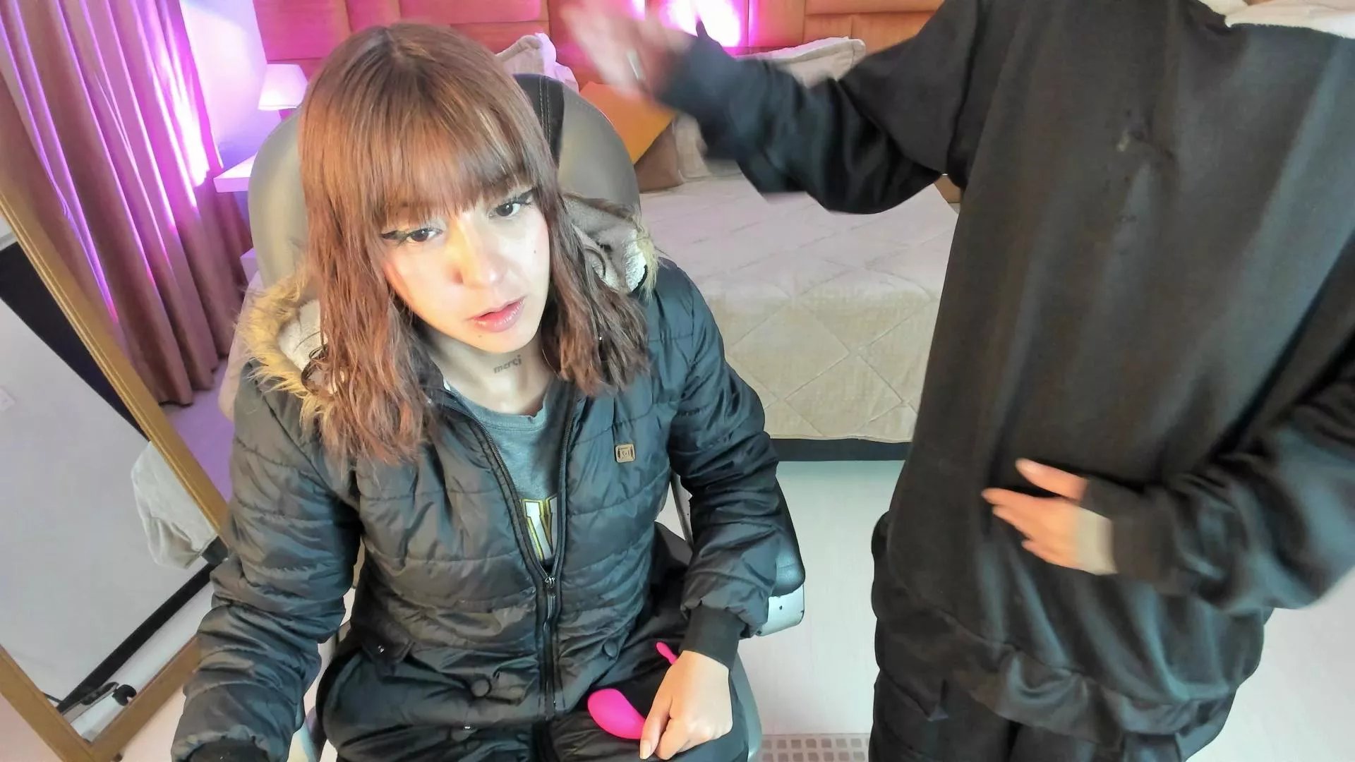 Offline katniaandmarcuz on Cam4