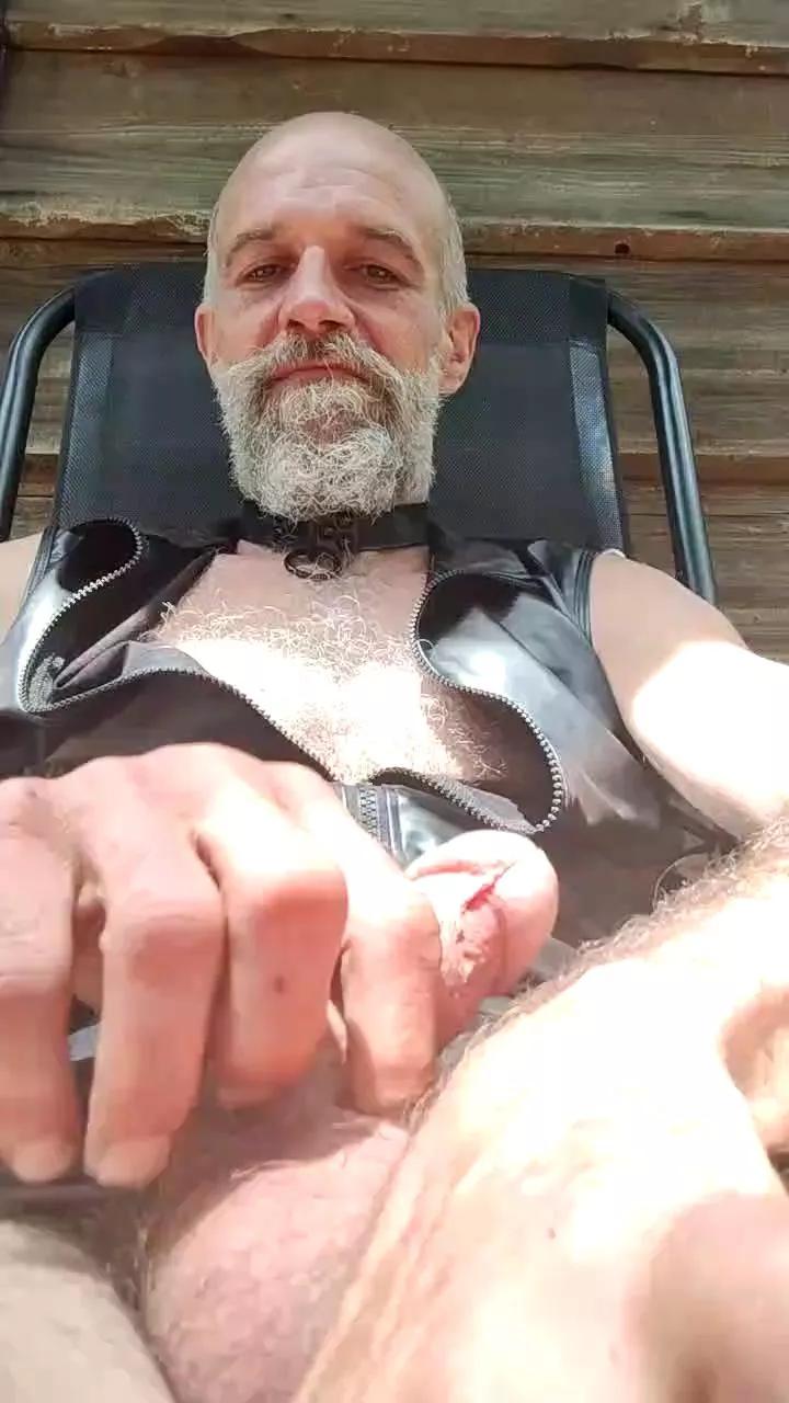 Kinky_canuck1 from Cam4