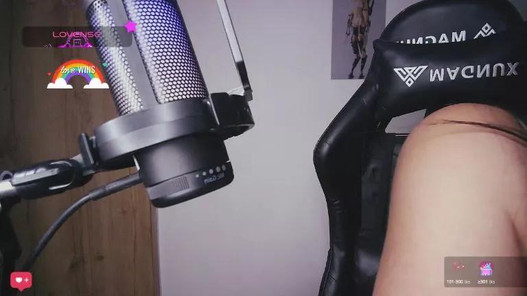 KittyGiIrll on Cam4