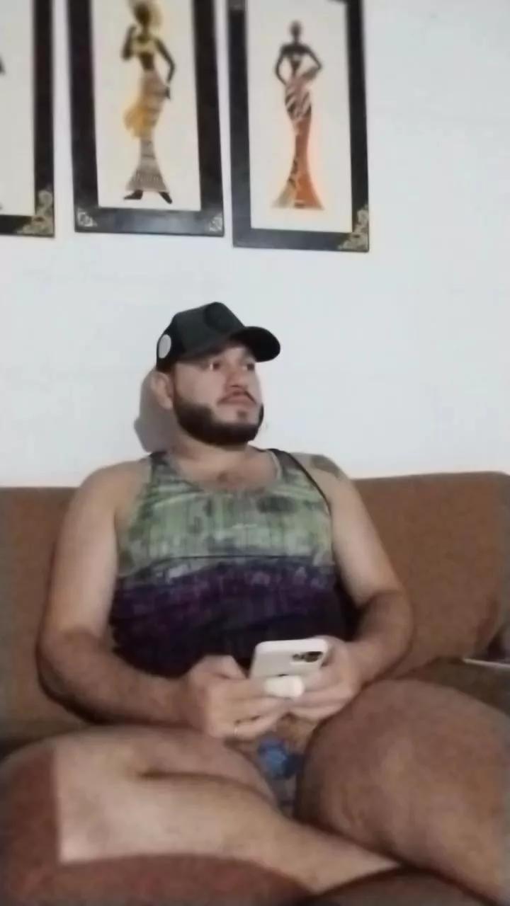 leoestebanhot from Cam4