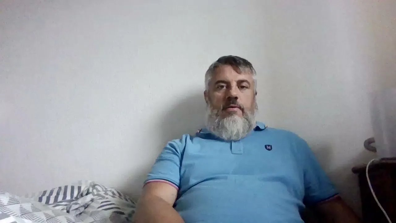 loulou999999 on Cam4 