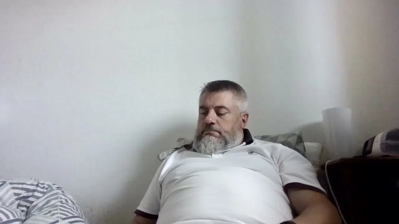 loulou999999 on Cam4 