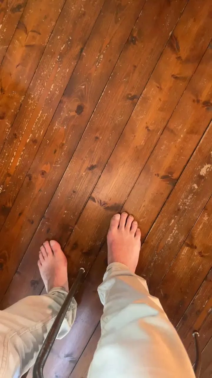 Offline Lovexwoman1 on Cam4