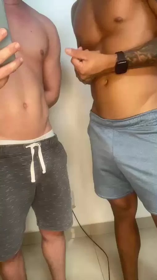 Offline lucas22cm4 on Cam4