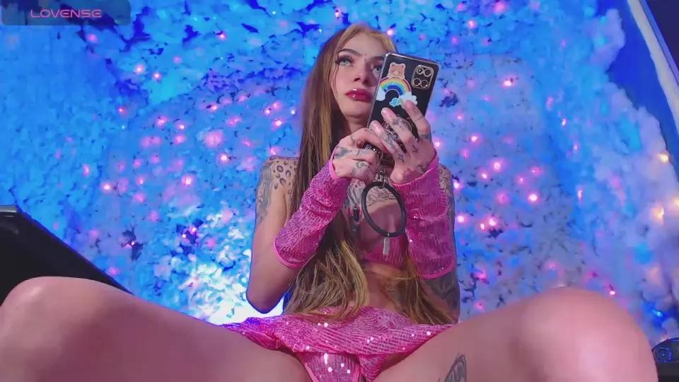 luxurydiamondd from Cam4