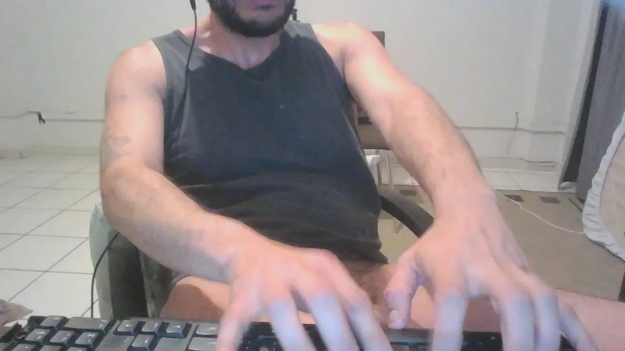 Offline marcelopittman on Cam4