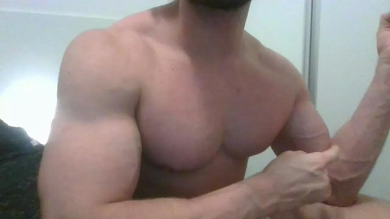 Matteozin from Cam4