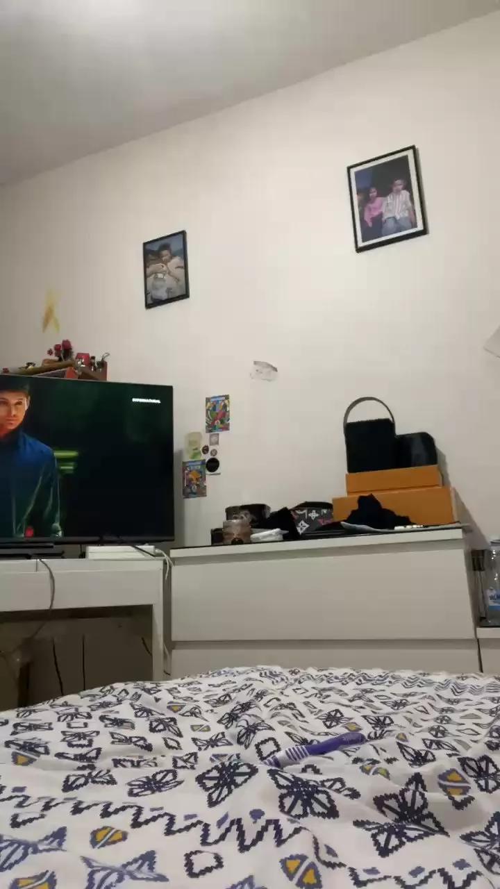Matty_kk_ from Cam4