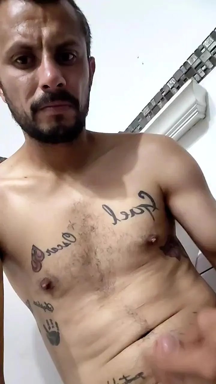 Offline oscar0206 on Cam4