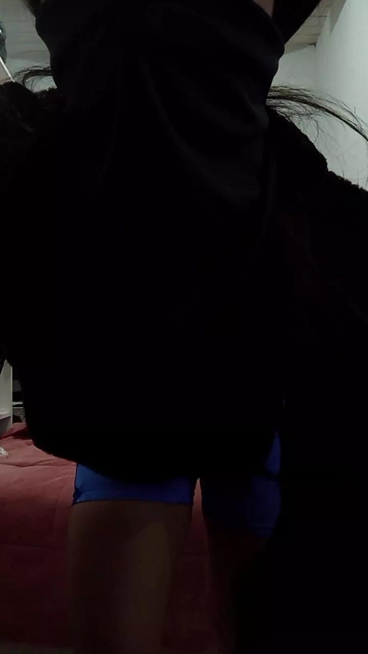 pupy_777 from Cam4