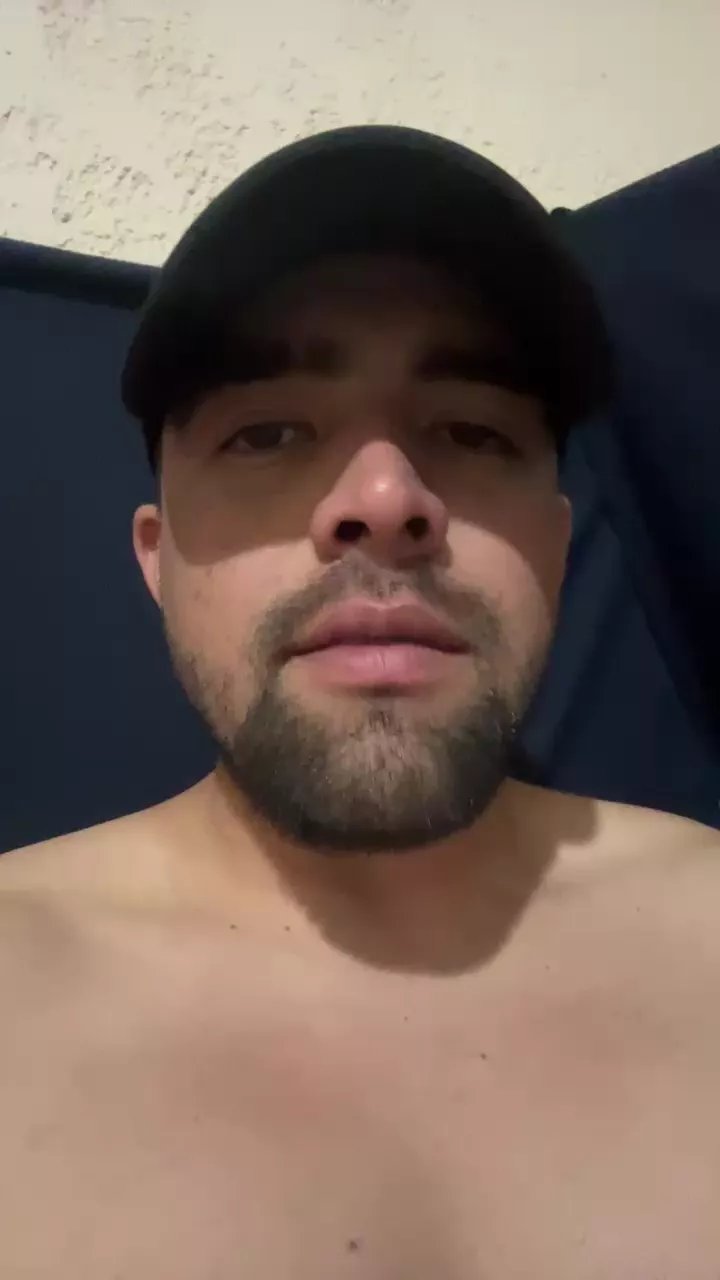 Offline Randyviral on Cam4