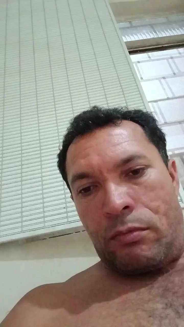 Offline Solteiroc on Cam4