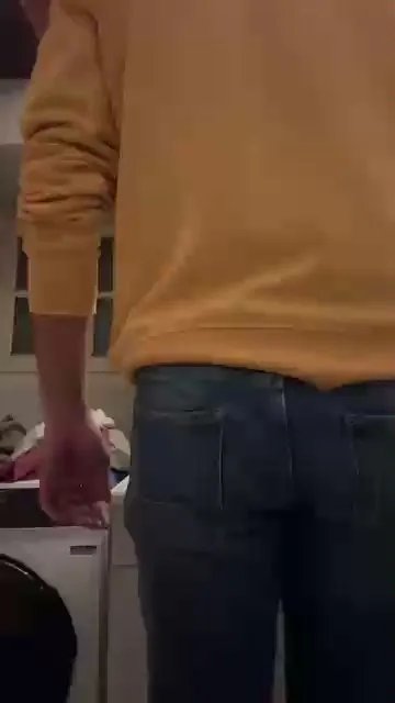 Offline Supernova772 on Cam4