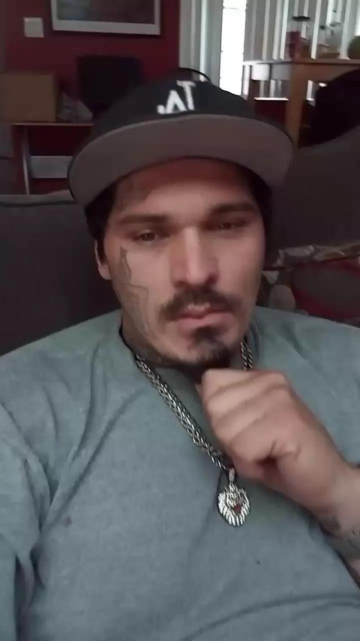 Thatguy6664 from Cam4