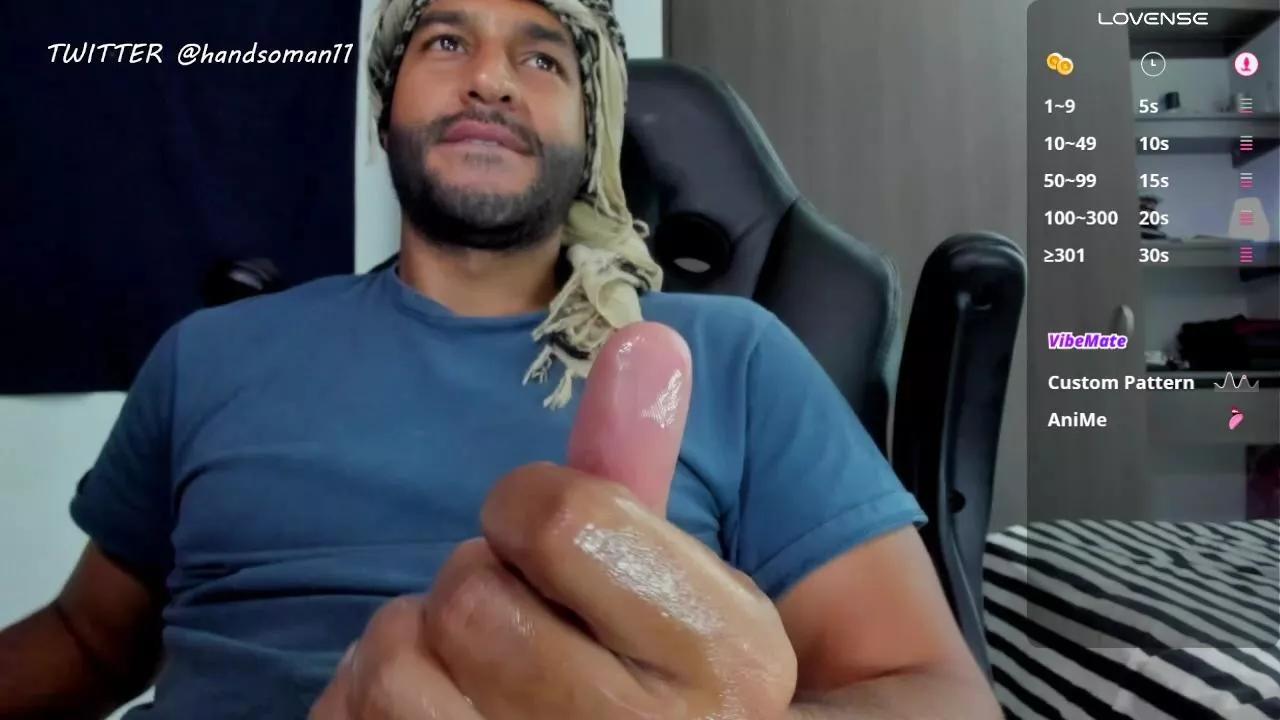tuzzio1 from Cam4