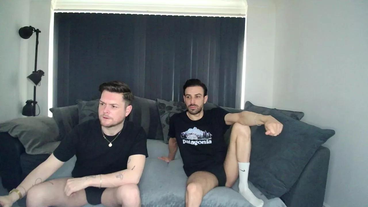 TwoTwinkHusband from Cam4