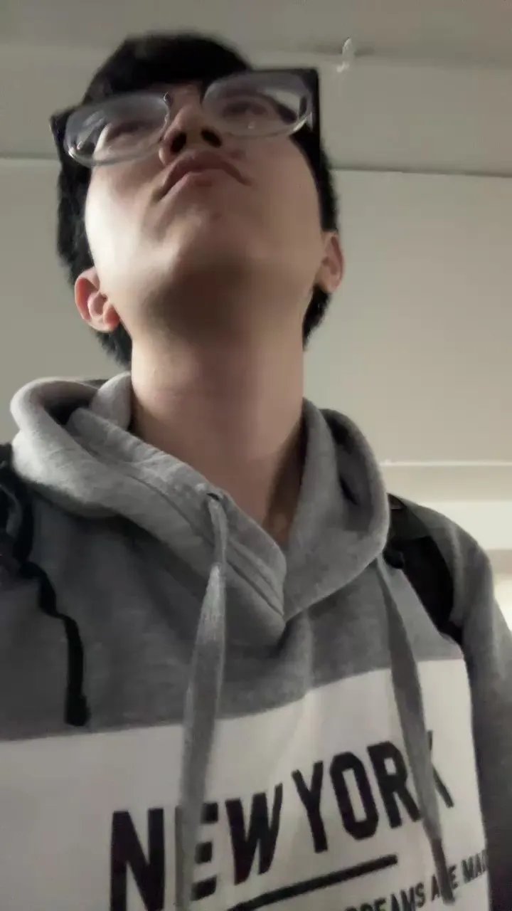 Offline TwSg_BoiBoi on Cam4