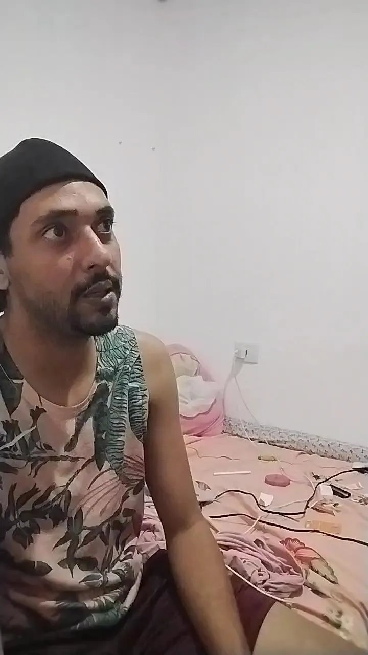 Offline victor62Go on Cam4