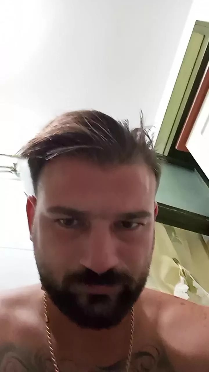 Offline videohot3 on Cam4