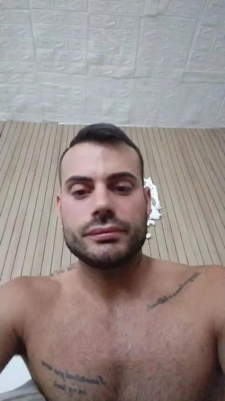 Viki84 from Cam4