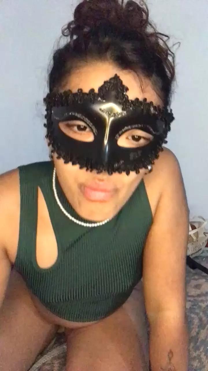 xxxcubana3 on Cam4