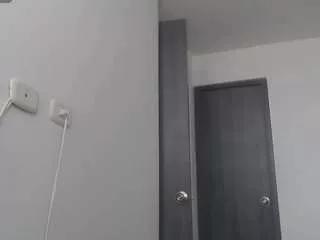 adhara from CamSoda