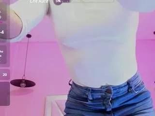 bella-thix from CamSoda