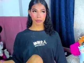 blooond from CamSoda